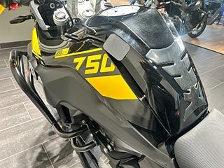 BMW F750GS 3,45%/40th Anniversary/Chassisänkt/Vario-väskor/Bågar