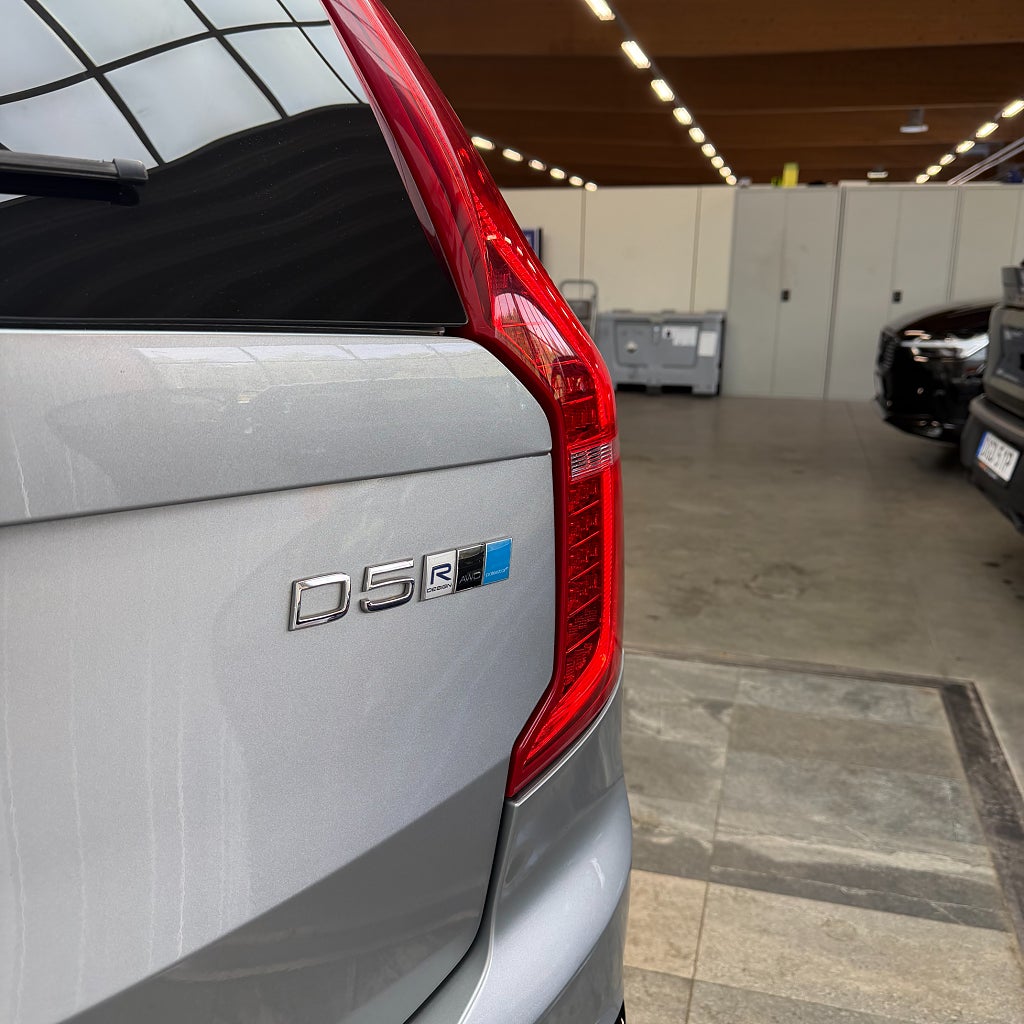 Volvo XC90 D5 AWD Polestar R-Design 7-sits Pano 22" Kamrem bytt!