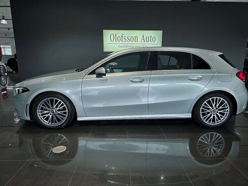 Mercedes-Benz A 200d AMG Widescreen - bild 2
