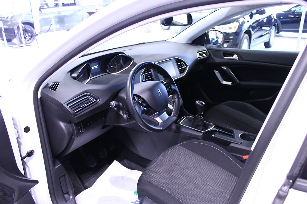 Peugeot 308 2020 - miniatyr 7