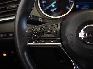 SUV Nissan Qashqai 16 av 21