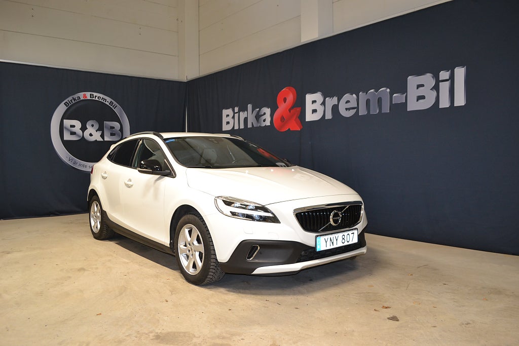 Volvo V40 Cross Country T3 Geartronic Momentum Business VOC 