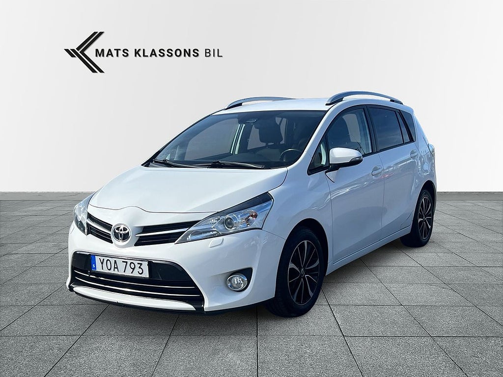 Toyota Verso 1.8 MDS Intense Automat, Motorvärmare, Drag