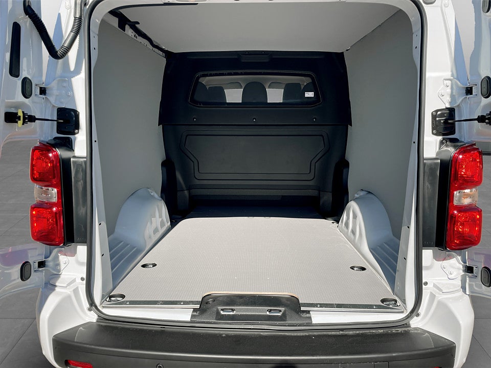 Bild på Peugeot Expert Crew Cab Plus 180hk Aut L3 - DEMO