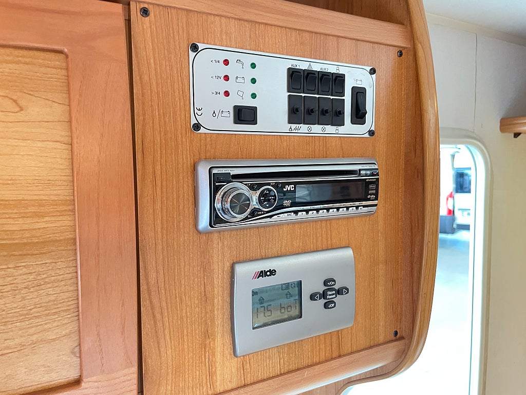 Polar 680 /Barnkammare/Förtält/AC/ALDE/7 bäddar/Fint skick - Polar