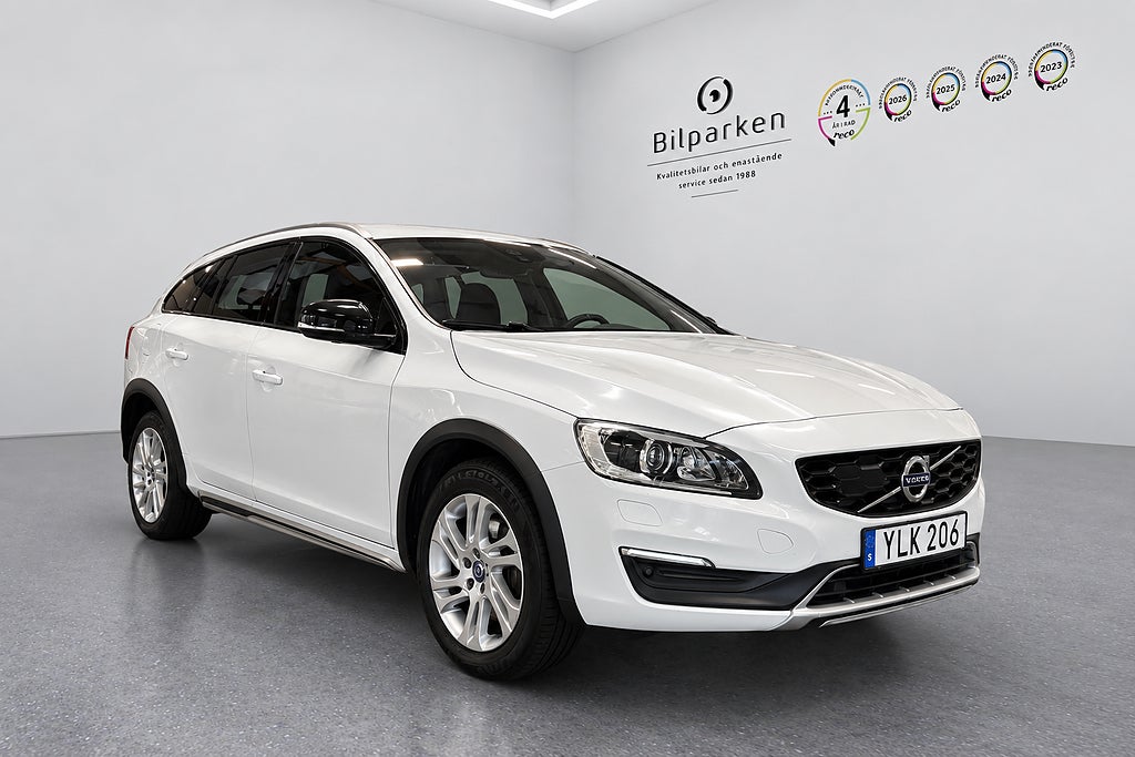 Volvo V60 Cross Country D4 AWD Geartronic Classic Plus | Navigation | 190hk