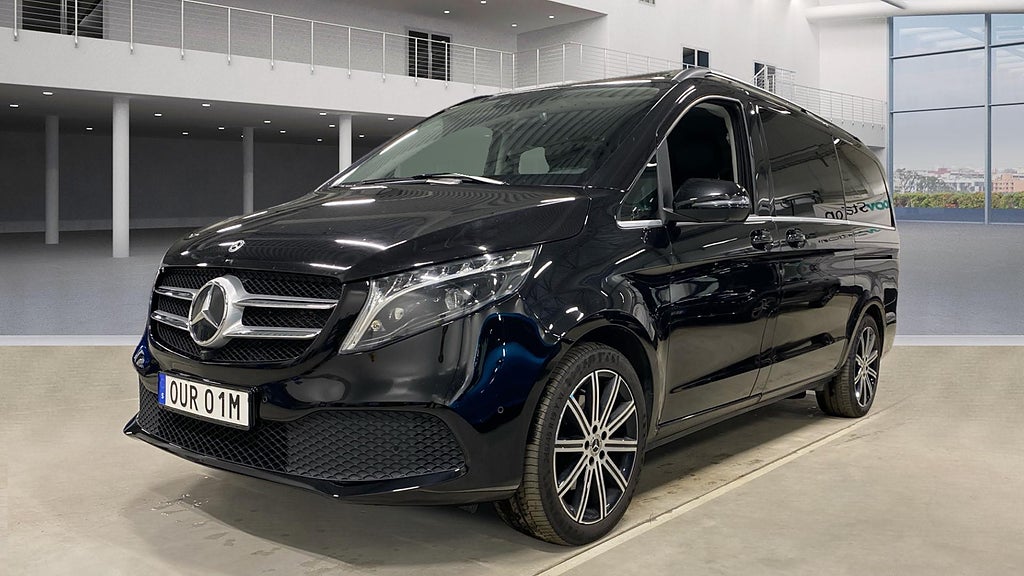 Mercedes-Benz V 250d 3.2t 8-sits Avantgarde Värmare 360° Navigation