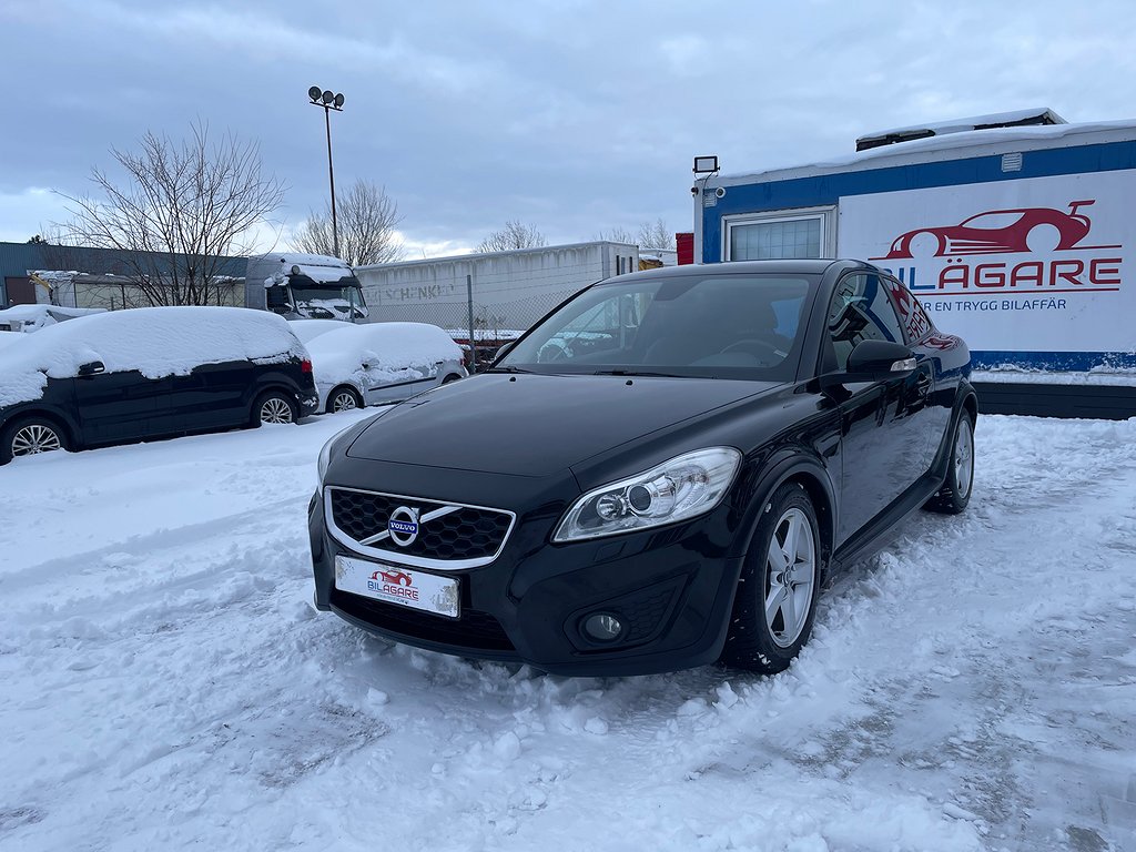 Volvo C30 D4 Momentum 177hk | NYSERVAD NYKAMREM NYBESIKTAD