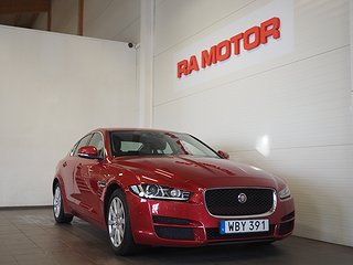 Sedan Jaguar XE 1 av 20