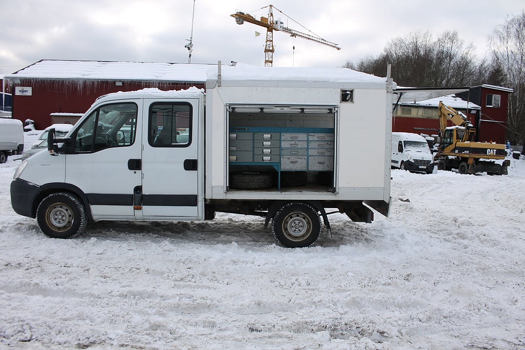 Iveco Daily Pickup 2.3JTD (6-sitsig)*
