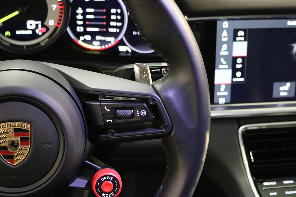 Porsche Panamera 2021 - miniatyr 11