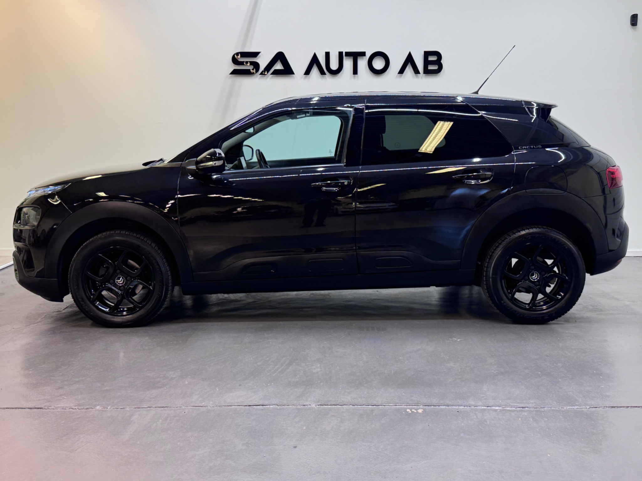 Citroen C4 Cactus 1.2 PureTech ETG6 2018, bild 4/10