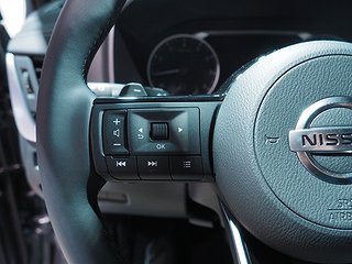 SUV Nissan Qashqai 16 av 25