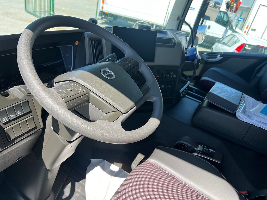 Volvo Trucks FM13 460 Kylbil/Frysbil Dubbla lastplan 21 PPL