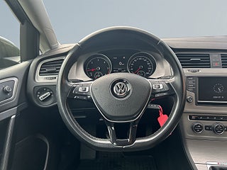 Volkswagen Golf Sportscombi 1.6 TDI BMT 4Motion Base Mvärme Drag S&V – bild 9