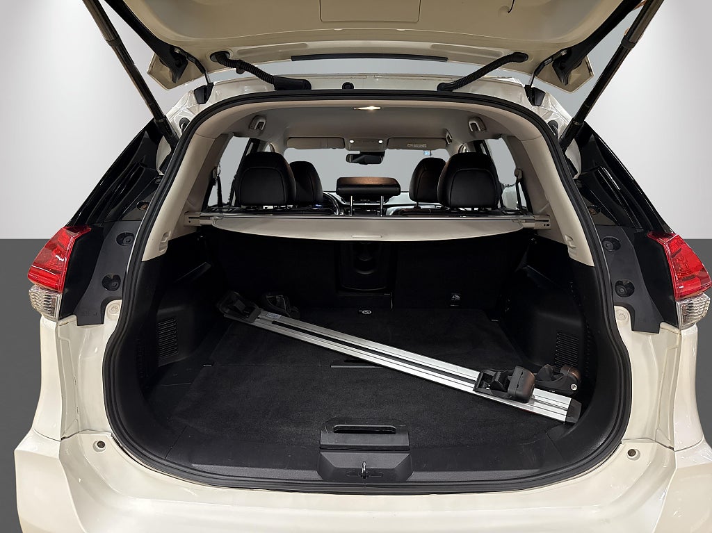 Nissan X-Trail 2.0 dCi 4x4 177hk Tekna XTRONIC-CVT  – bild 15