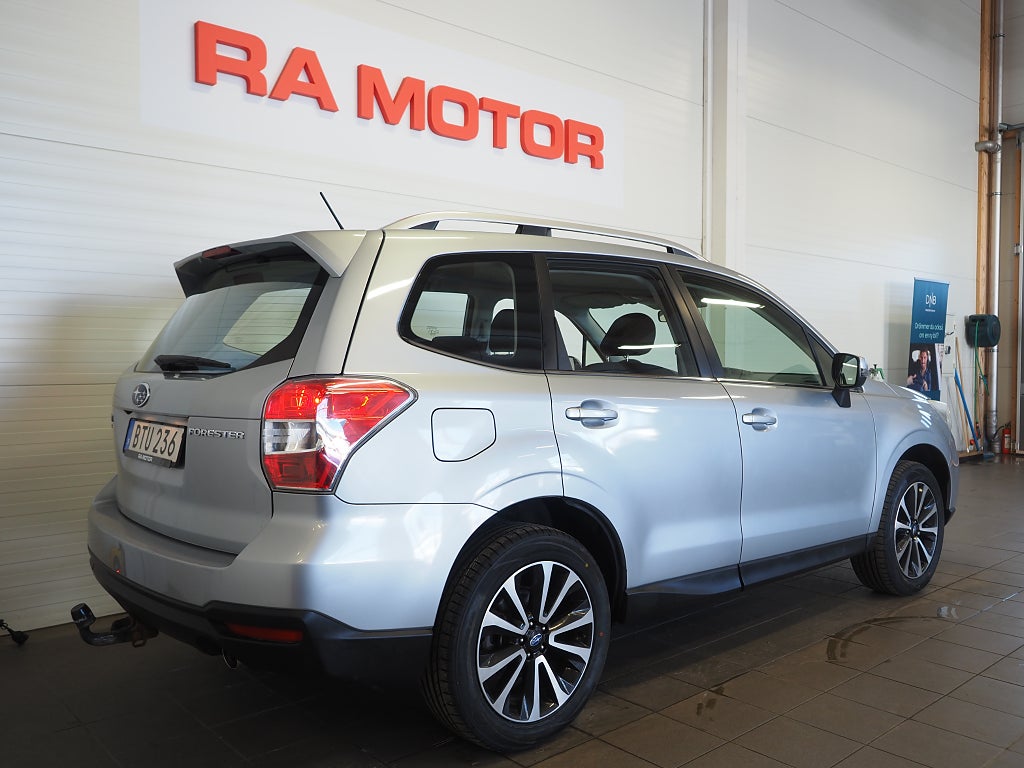 Subaru Forester 2.0 4WD 150hk XS Automat Drag Kamera M-Värmare 2014