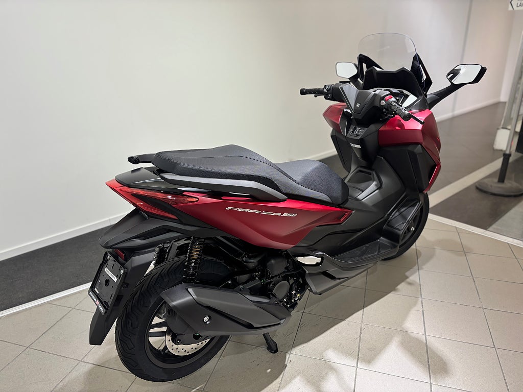 Honda FORZA 350 2026 - miniatyr 3