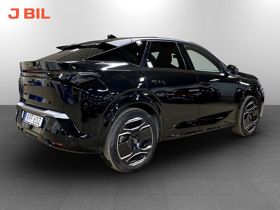 Bild på Peugeot E-3008 GT Ultimate 85kWh 214hk Aut - PANO, FOCAL