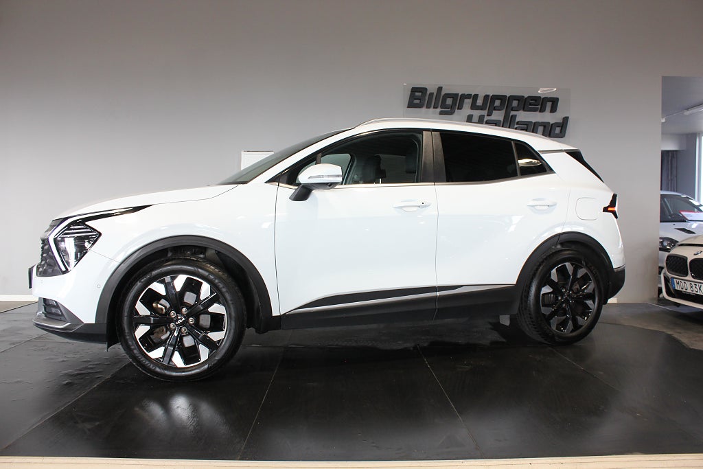 Kia Sportage PHEV Action H/K Blis Navi 360° Pdc Drag Led Skinn Moms