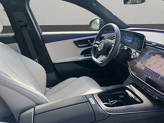 Sedan Mercedes-Benz E 2 av 12