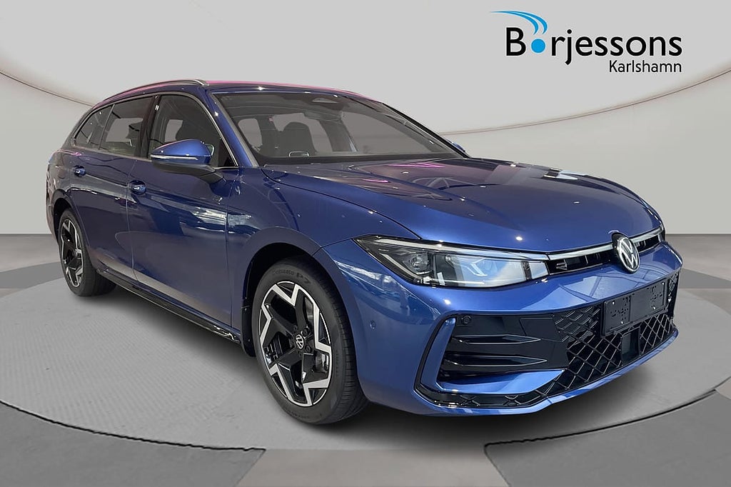 Volkswagen Passat Sportscombi eHybrid R-Line 272hk DSG SWE Edition 1.5 ...