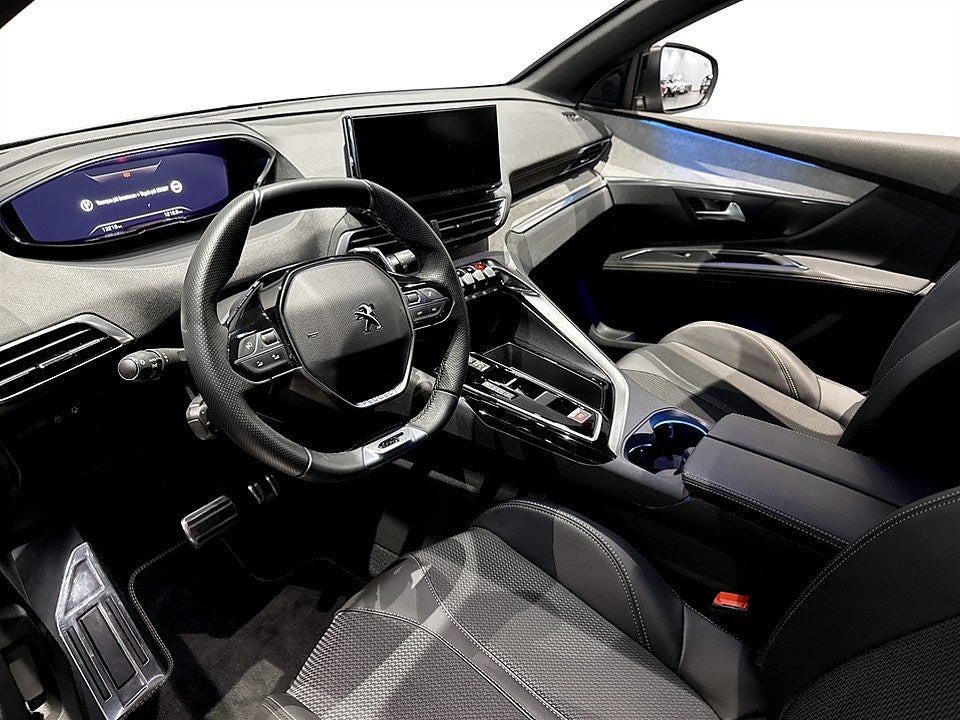 Bild på Peugeot 5008 GT 1.2 PT 130hk Aut - 7-SITS,B-KAMERA,NAV
