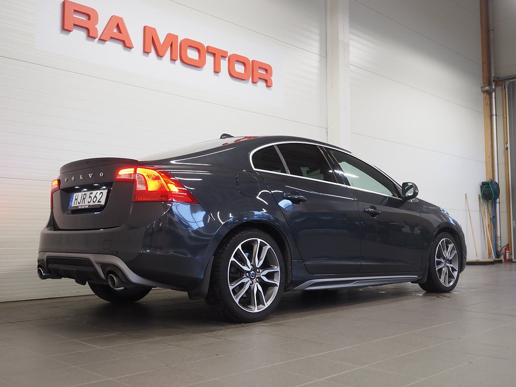 Volvo S60 D4 190hk R-Design BE Pro Taklucka|Kamera|H/K|Drag 2016