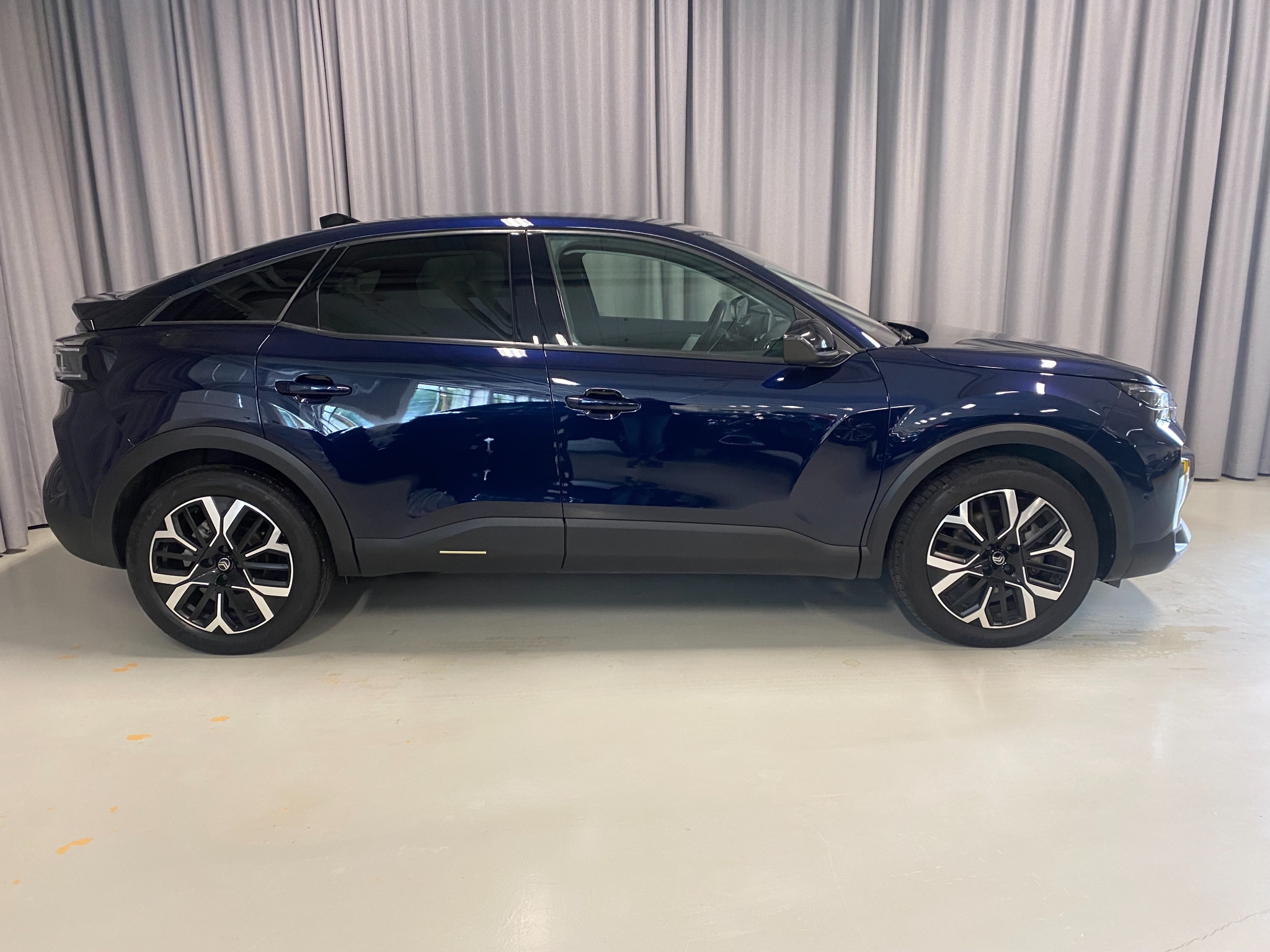 Citroen C4 FL MAX Hybrid 145hk Automat 2025, bild 3/10