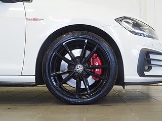 Halvkombi Volkswagen Golf 8 av 22