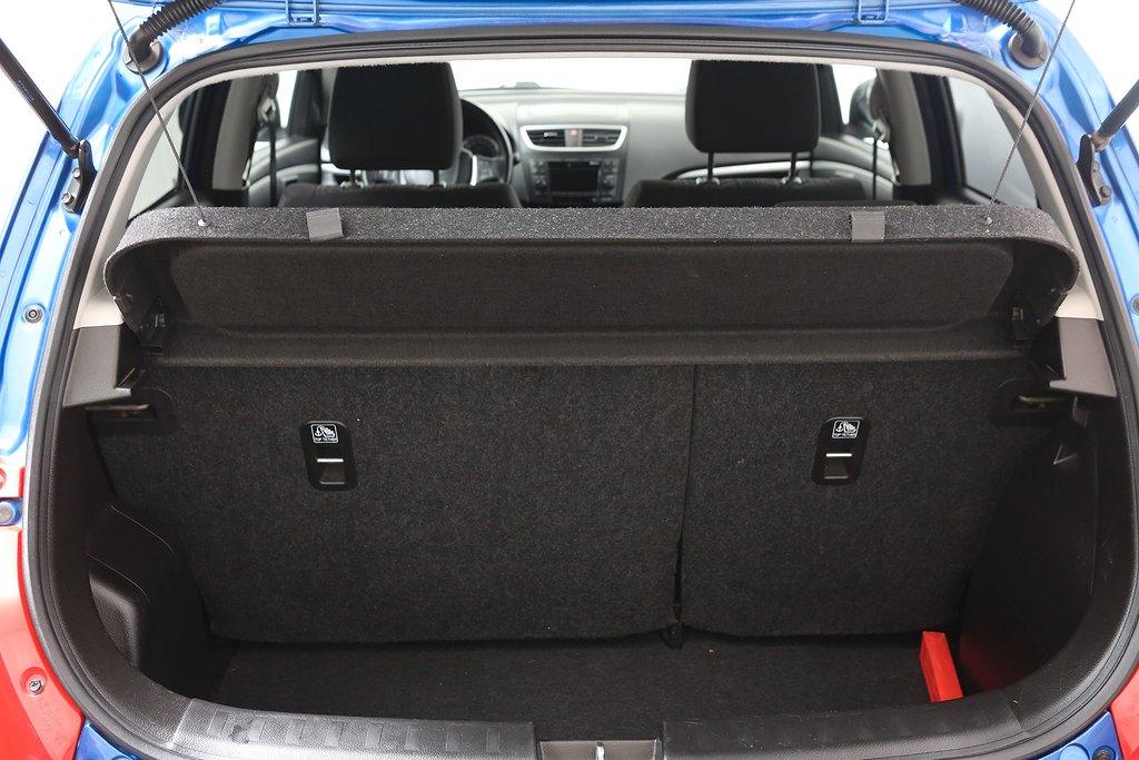 Suzuki Swift 1,2 VVT 94hk 5D Keyless Bluetooh Motorvärmare 2016