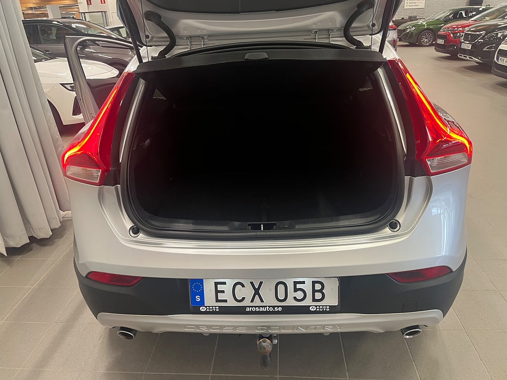 Volvo V40 Cross Country D3 Geartronic Pro Edition Drag VOC Backkamera thumbnail