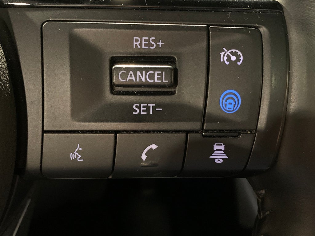 Nissan Qashqai 1.3 158hk Tekna+ |Drag|Pano|Läder|HUD|Kamera| 2022