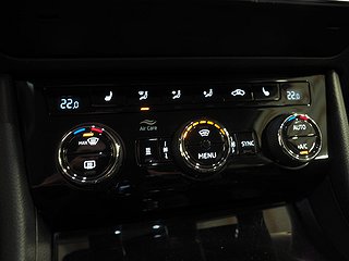 Kombi Skoda Superb 23 av 27