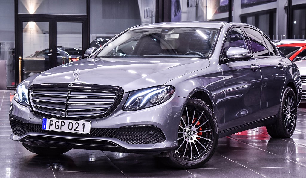Mercedes-Benz E220 d 220 d 4MATIC 9G-Tronic Exclusive Line|360Kamera|Dragkro