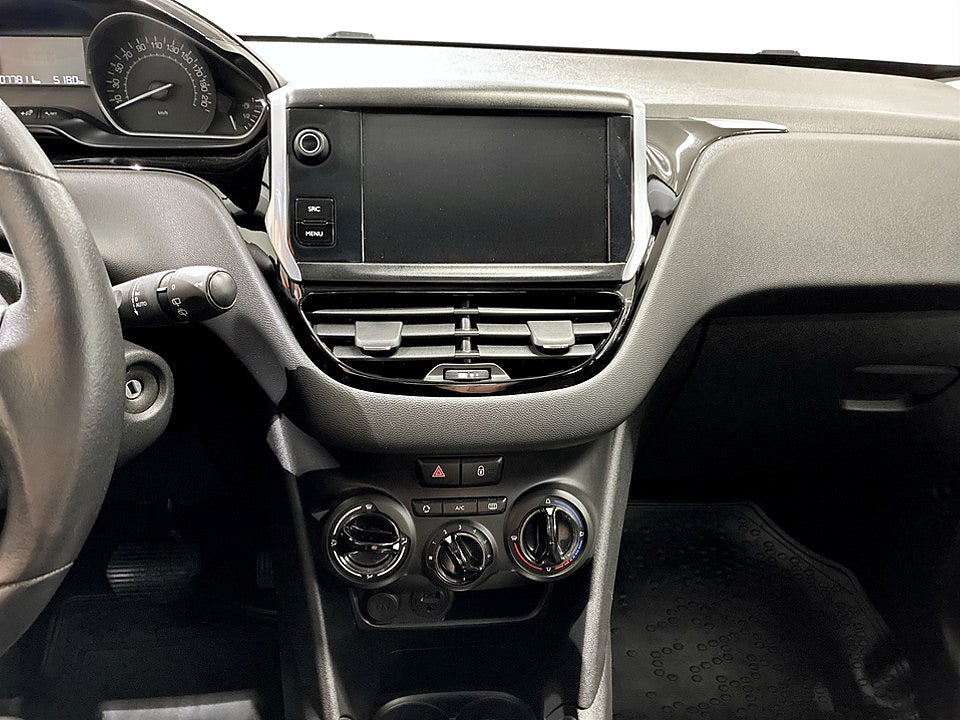 Bild på Peugeot 208 Active 1.2 PT 82hk Aut BLUETOOTH FARTHÅLLARE