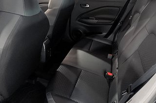 SUV Nissan Juke 21 av 24