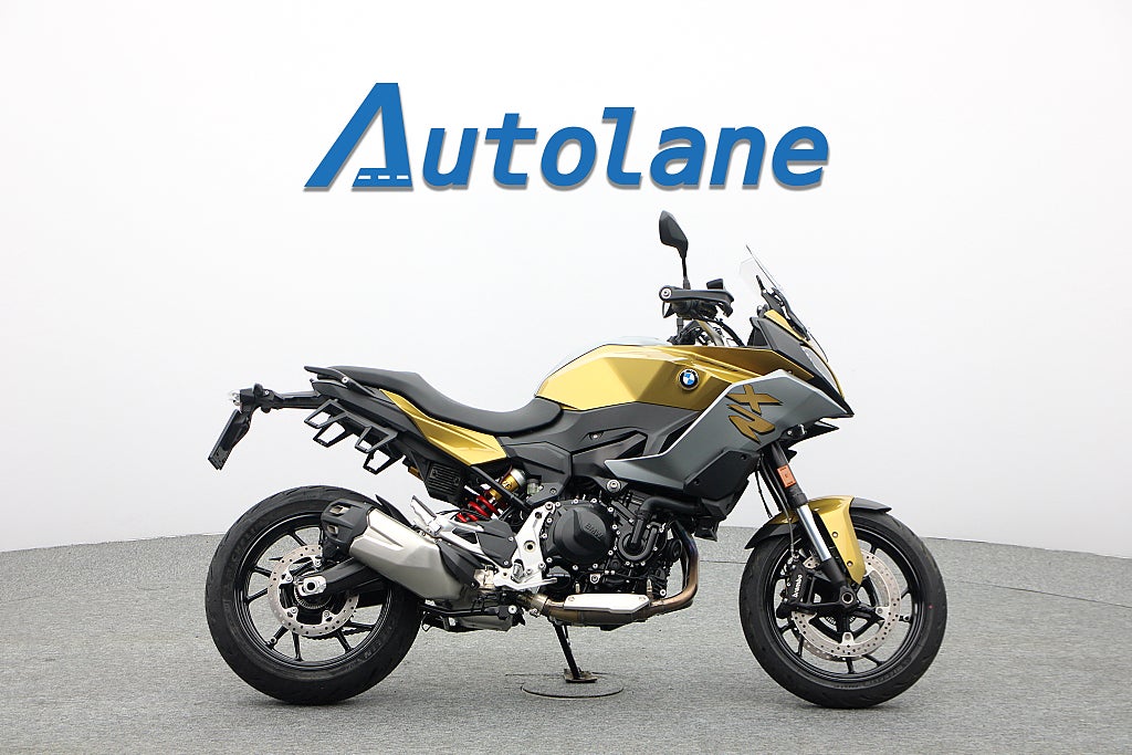 BMW F 900 XR *Endast 15mil Sänkt Chassi Nyservad