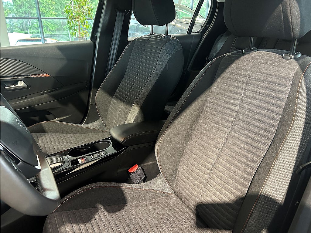 Bild på Peugeot E-208 Active 50kWh 136hk Aut - CARPLAY, BACKSENSORER