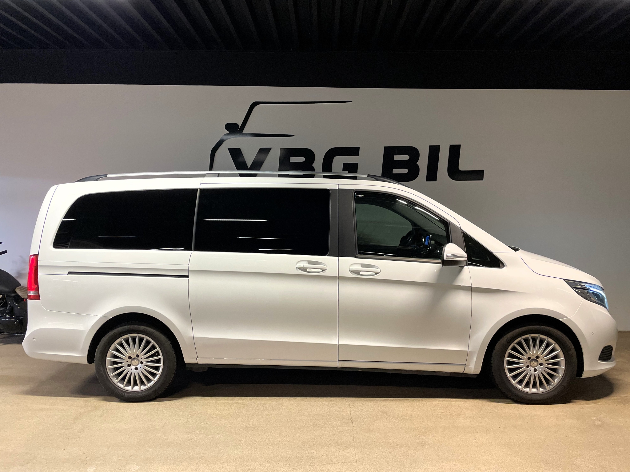 Mercedes-Benz V 2015, bild 7/32