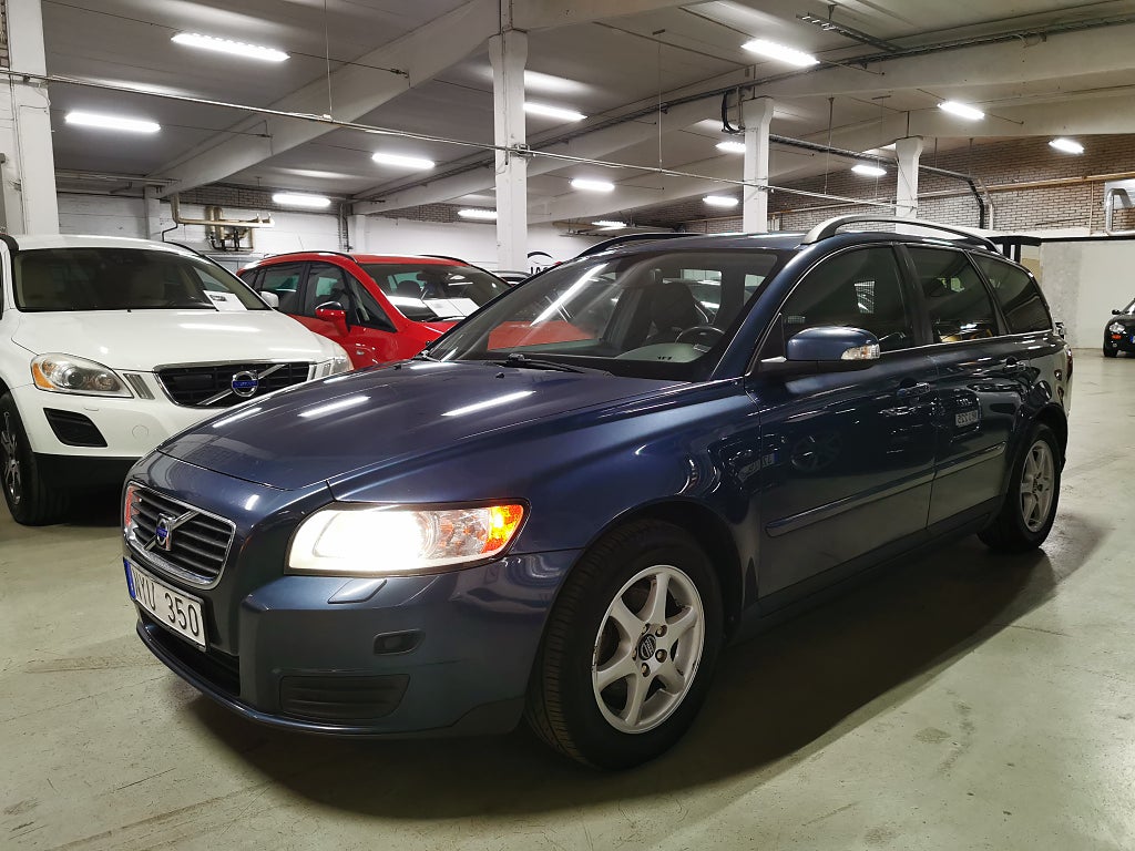 Volvo V50 1.8F Kinetic Euro 4 & Nyservad & Dragkrok