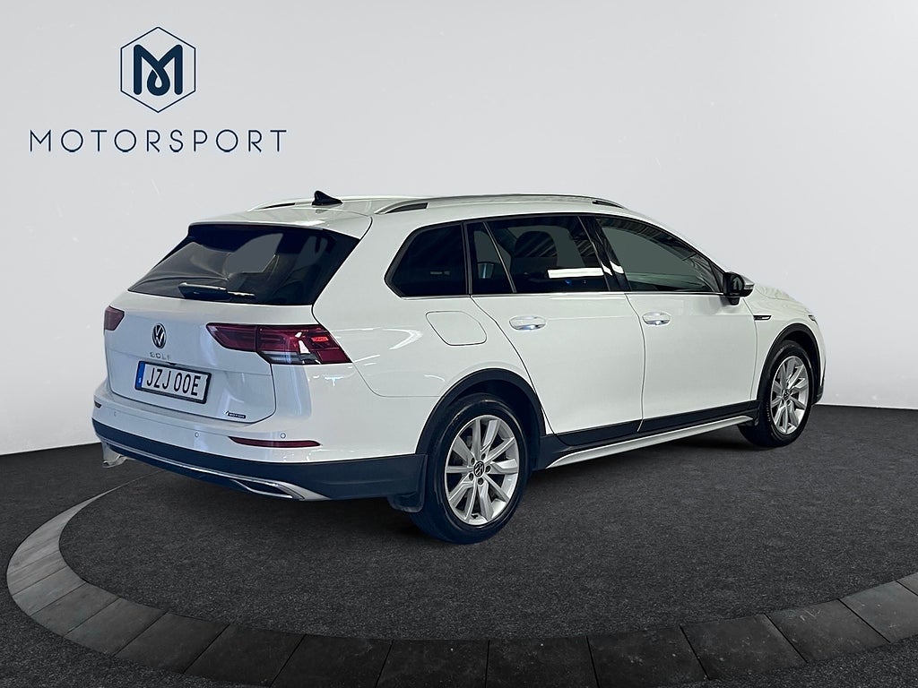 Volkswagen Golf Alltrack 2.0 TDI 4Motion Alltrack Drag Adaptiv farth Värmare bild 5