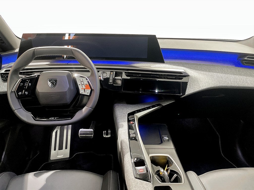 Bild på Peugeot 5008 GT Hybrid 145hk Aut - NYA VINTERHJUL INGÅR!