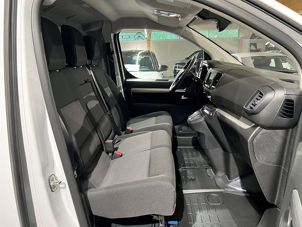 Bild på Citroën e-Jumpy Business Premium 75kWh 136hk Aut L2 - KEYLESS,NAV,DRAG