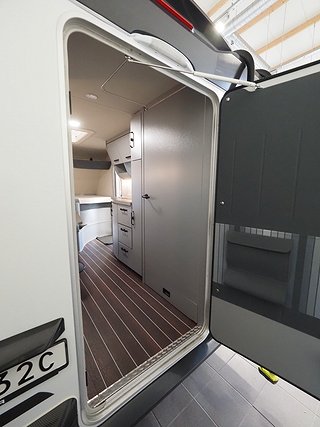 Husvagn, 1-axl Knaus Sport&fun 480 QL 12 av 14