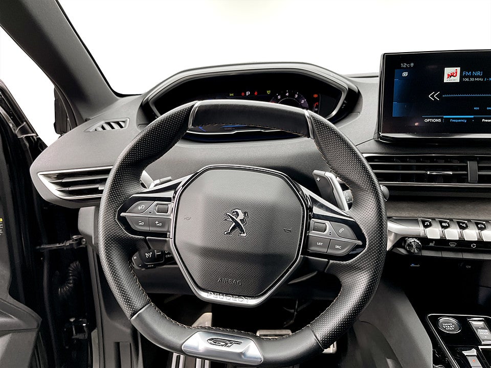 Bild på Peugeot 5008 GT 1.2 PT 130hk Aut 7-SITS B-KAMERA CARPLAY