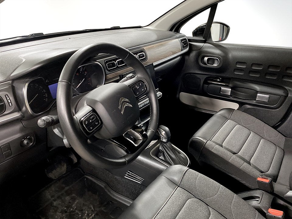 Bild på Citroën C3 Shine 1.2 PT 110hk Aut - FARTHÅLLARE, NAVI