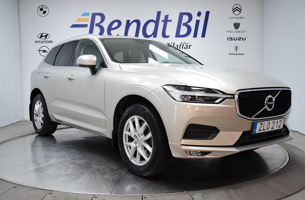 Volvo XC60 T5  Advanced  Momentum / Drag / 18" / Navigation