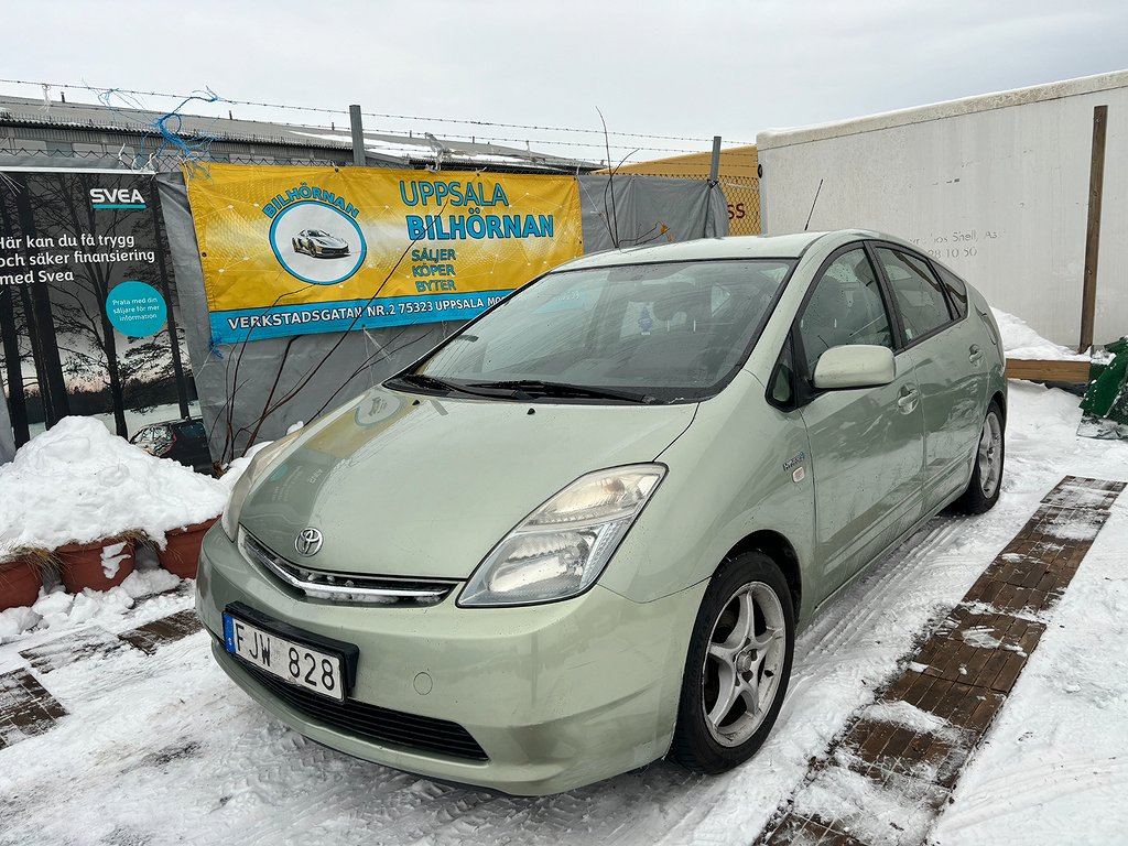 Toyota Prius 1.5 VVT-i + 3CM CVT/AUTO/ Euro 4