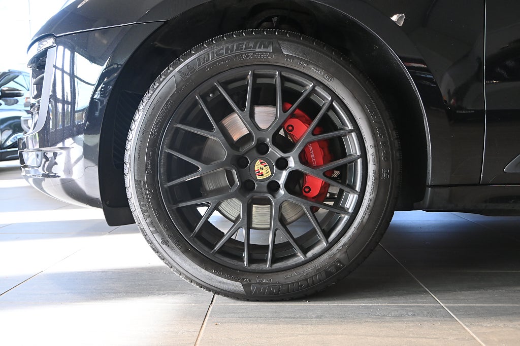 Porsche Macan 2017 - miniatyr 6